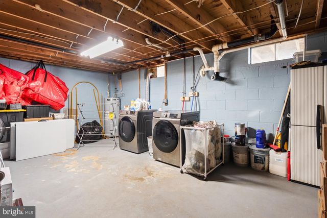 76 FELLOWSHIP CT, Martinsburg, WV 25405