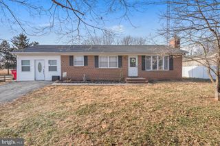 76 FELLOWSHIP CT, Martinsburg, WV 25405