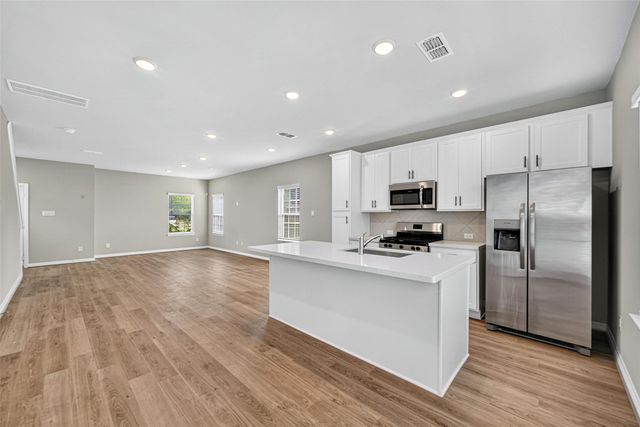 6434 New York, Houston, TX 77021
