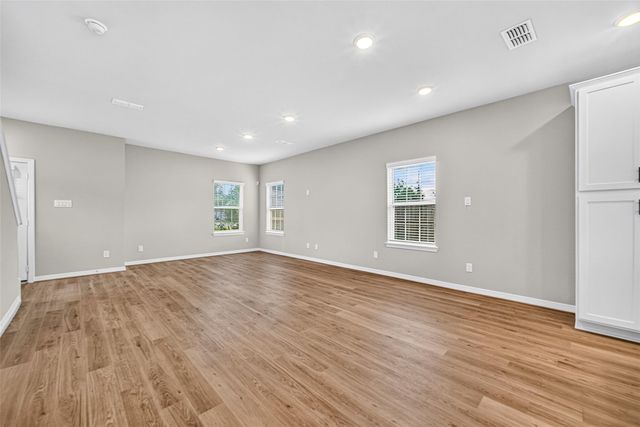 6434 New York, Houston, TX 77021