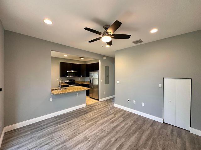 278 Lake Monterey Circle, Boynton Beach, FL 33426