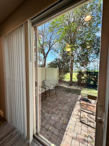 278 Lake Monterey Circle, Boynton Beach, FL 33426