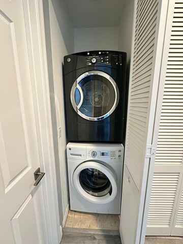 278 Lake Monterey Circle, Boynton Beach, FL 33426