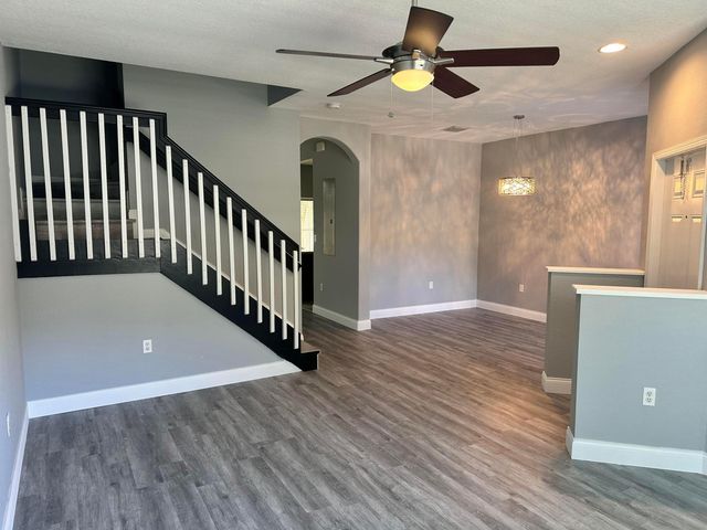 278 Lake Monterey Circle, Boynton Beach, FL 33426