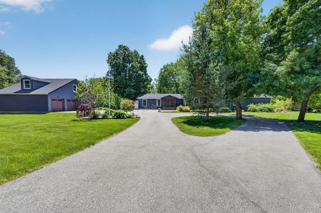 9353 Hill Road, Gaines Township, MI 48473