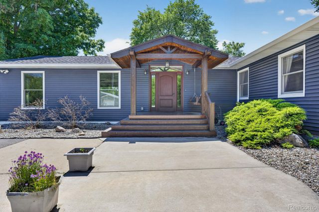 9353 Hill Road, Gaines Township, MI 48473