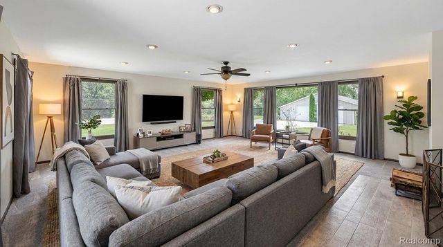 9353 Hill Road, Gaines Township, MI 48473