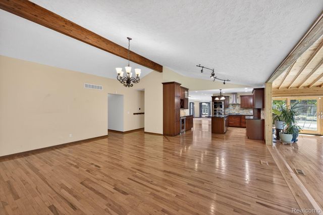 9353 Hill Road, Gaines Township, MI 48473