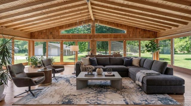 9353 Hill Road, Gaines Township, MI 48473