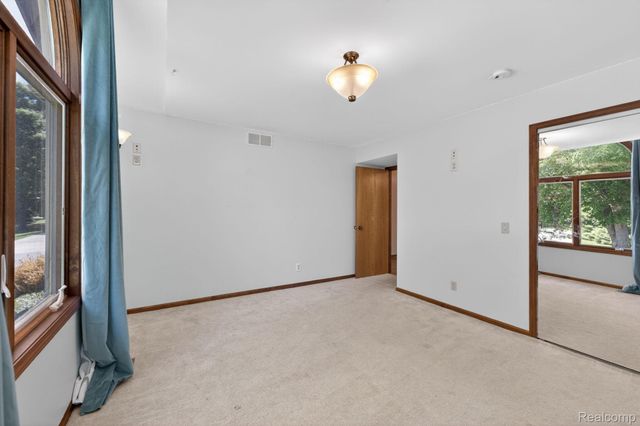 9353 Hill Road, Gaines Township, MI 48473