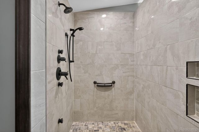 9353 Hill Road, Gaines Township, MI 48473