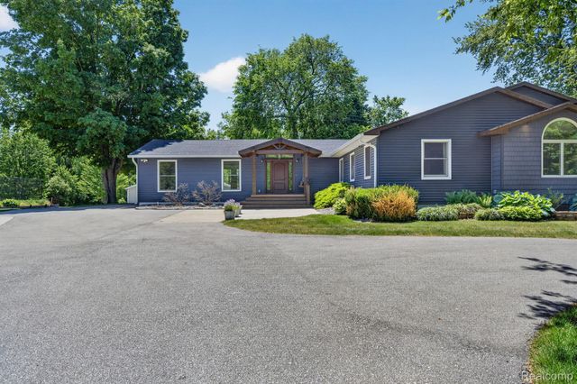 9353 Hill Road, Gaines Township, MI 48473