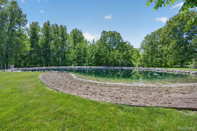 9353 Hill Road, Gaines Township, MI 48473