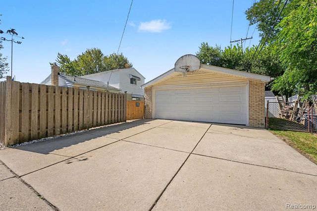 14504 Michigan Boulevard, Allen Park, MI 48101