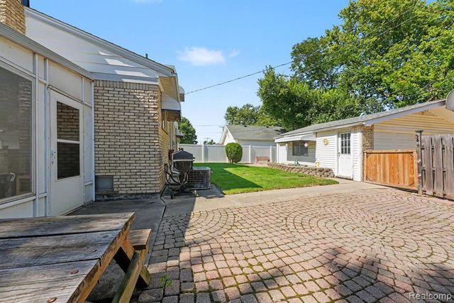 14504 Michigan Boulevard, Allen Park, MI 48101