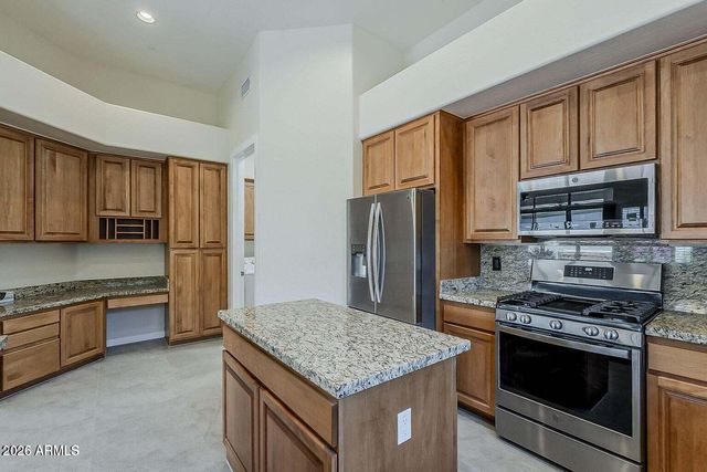 9562 E CAVALRY Drive, Scottsdale, AZ 85262