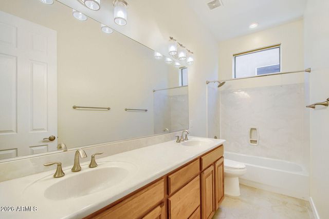 9562 E CAVALRY Drive, Scottsdale, AZ 85262