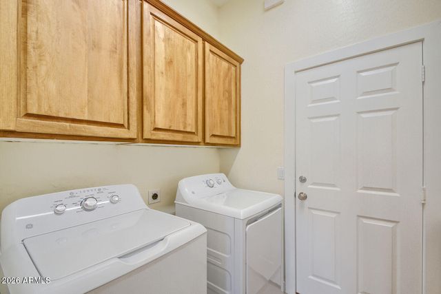 9562 E CAVALRY Drive, Scottsdale, AZ 85262