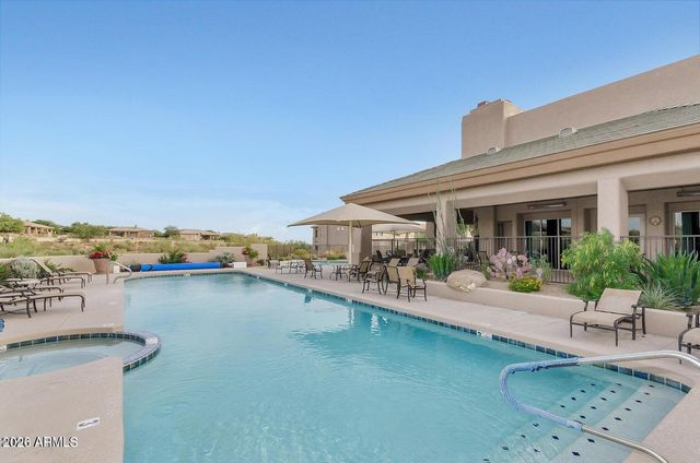 9562 E CAVALRY Drive, Scottsdale, AZ 85262