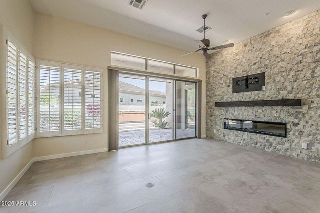 9562 E CAVALRY Drive, Scottsdale, AZ 85262