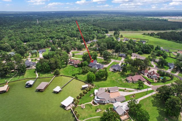 322 Buffalo Court, Livingston, TX 77351