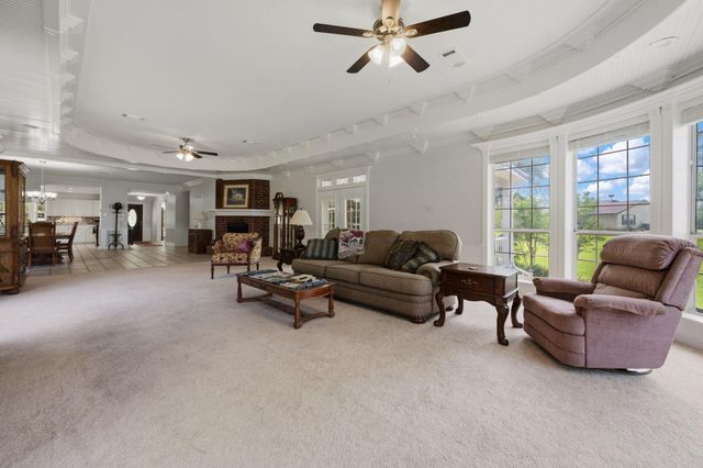 322 Buffalo Court, Livingston, TX 77351