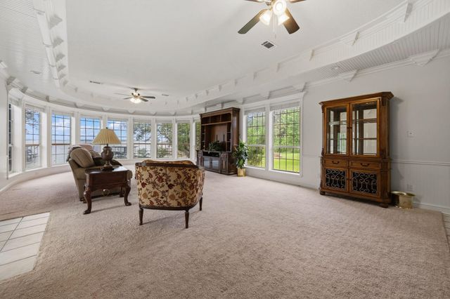 322 Buffalo Court, Livingston, TX 77351