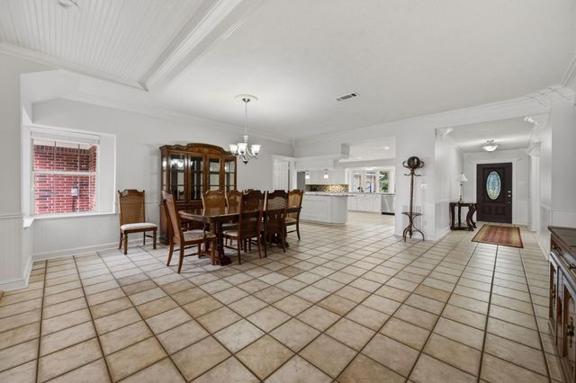 322 Buffalo Court, Livingston, TX 77351