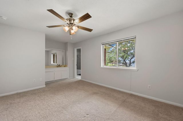 322 Buffalo Court, Livingston, TX 77351