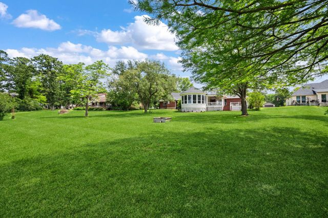 322 Buffalo Court, Livingston, TX 77351