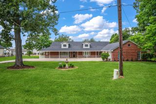 322 Buffalo Court, Livingston, TX 77351
