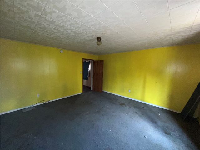 19 W Terrace Ave, New Castle, PA 16102