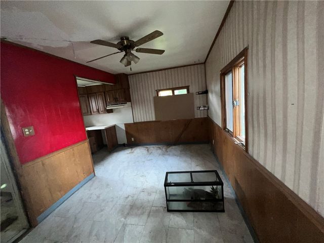 19 W Terrace Ave, New Castle, PA 16102