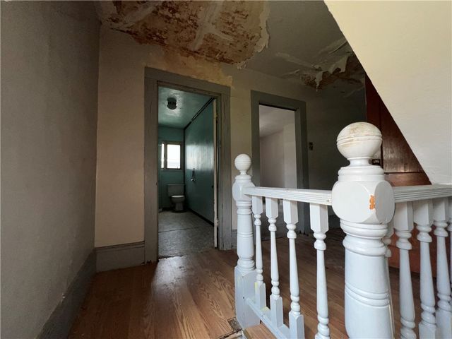 19 W Terrace Ave, New Castle, PA 16102