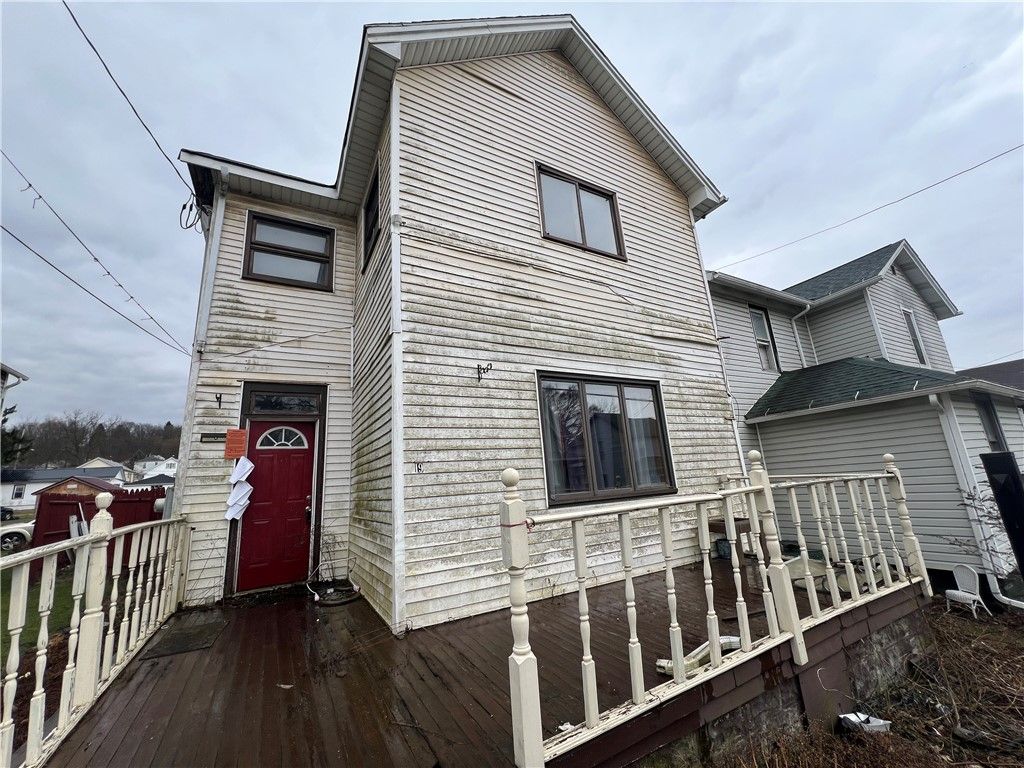 19 W Terrace Ave, New Castle, PA 16102
