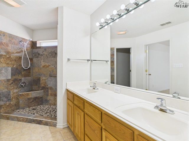 5211 AIR FORCE DRIVE, Wichita Falls, TX 76306