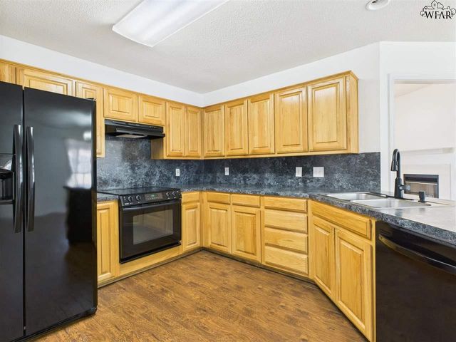 5211 AIR FORCE DRIVE, Wichita Falls, TX 76306