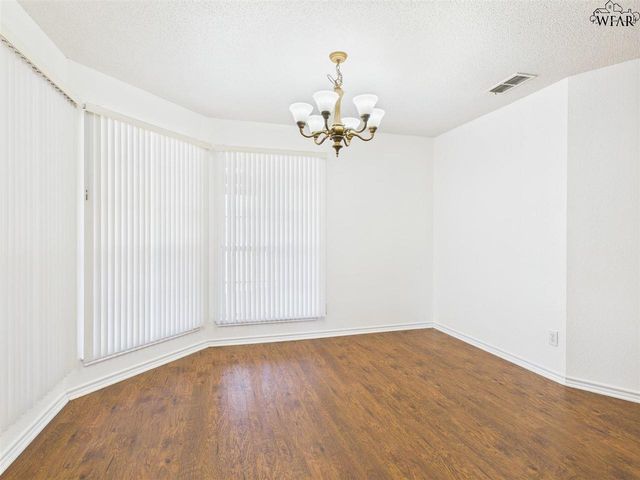 5211 AIR FORCE DRIVE, Wichita Falls, TX 76306