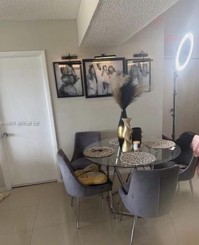 4164 Inverrary Dr 913, Lauderhill, FL 33319