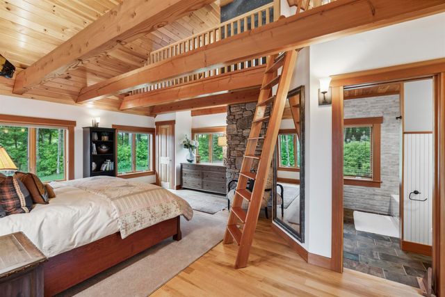 463 North Road, Barnard, VT 05032