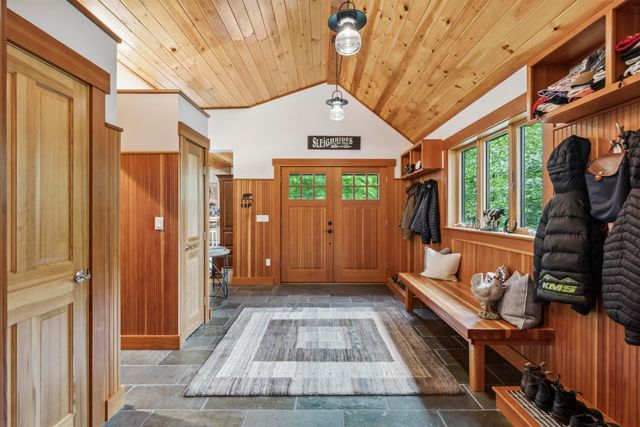 463 North Road, Barnard, VT 05032