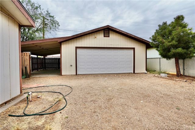 2450 E John L Avenue, Kingman, AZ 86409