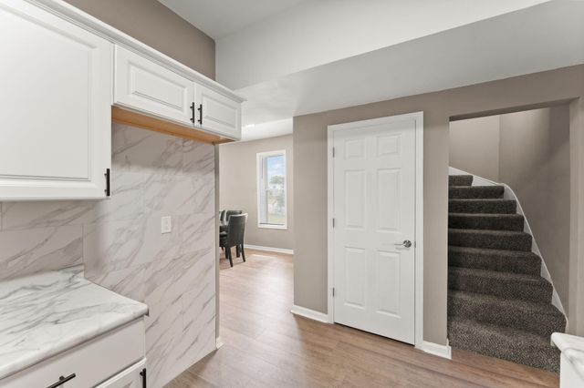 834 Willow Court, Hammond, IN 46320