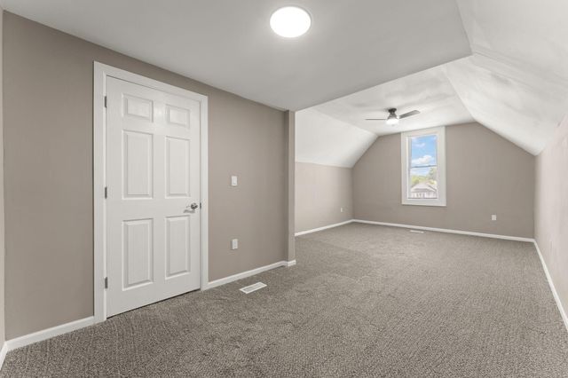 834 Willow Court, Hammond, IN 46320