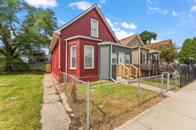 834 Willow Court, Hammond, IN 46320