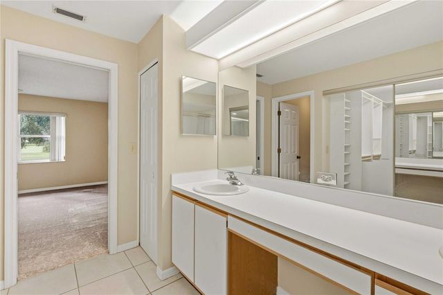 5205 LOCHMEAD TERRACE, Zephyrhills, FL 33541