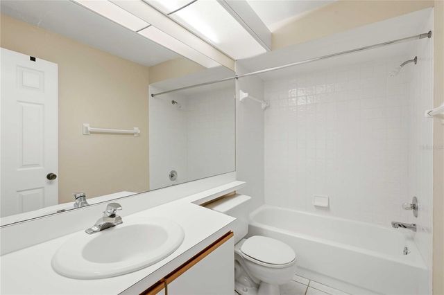 5205 LOCHMEAD TERRACE, Zephyrhills, FL 33541