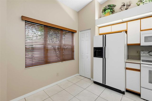 5205 LOCHMEAD TERRACE, Zephyrhills, FL 33541