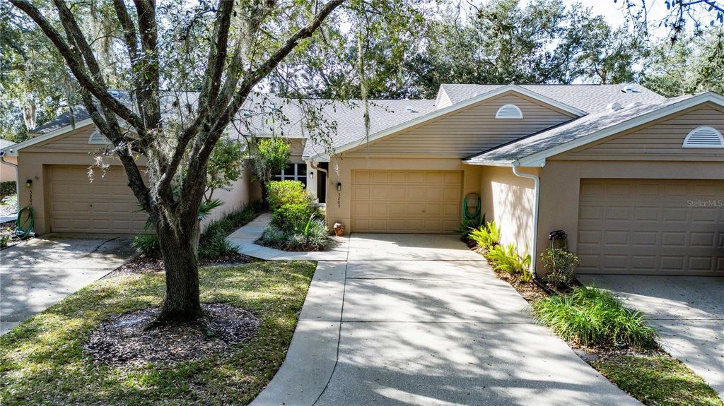 5205 LOCHMEAD TERRACE, Zephyrhills, FL 33541