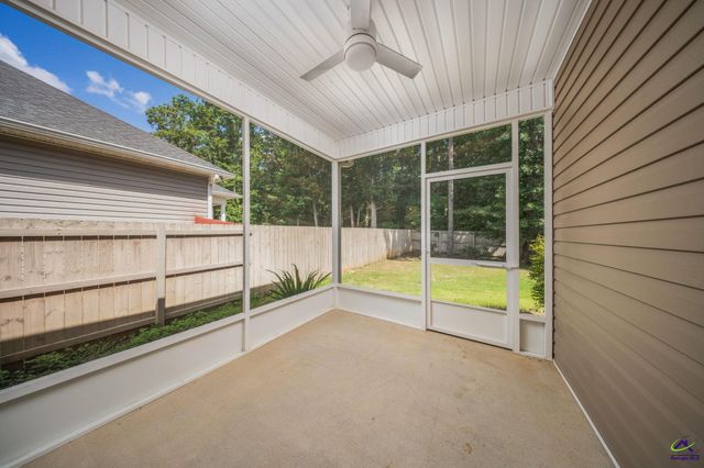605 Adirondac Way, Bonaire, GA 31005